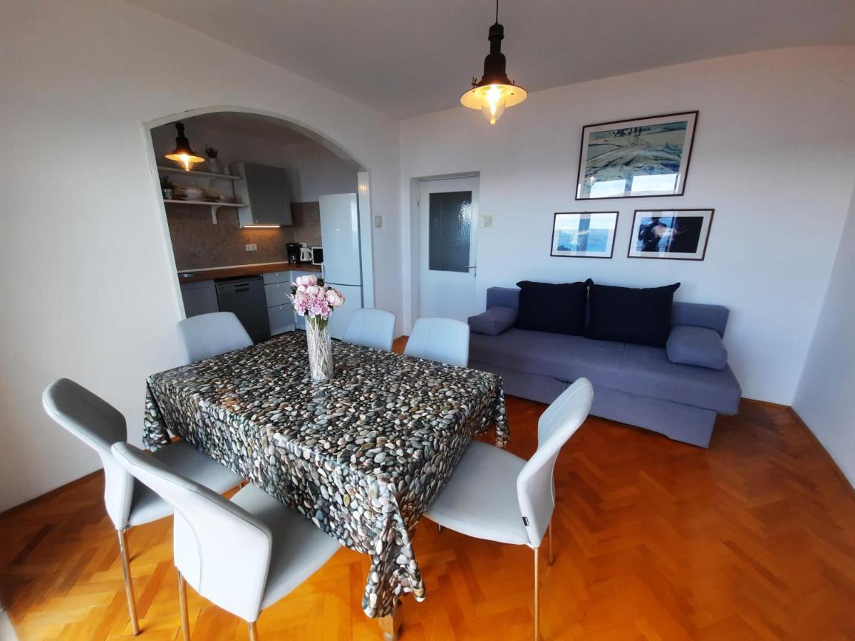 Apartments Novum Novi Vinodolski Zewnętrze zdjęcie